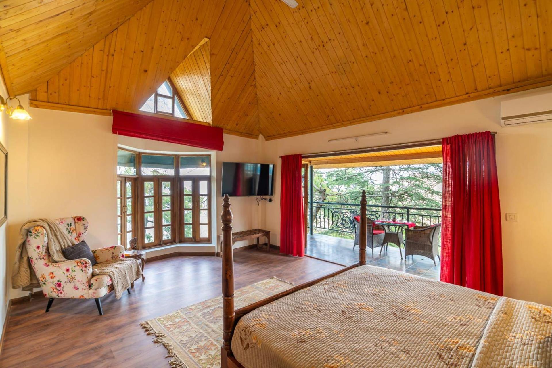 Stayvista At Paris Villa With Pvt Pool & Valley View Kasauli Exterior foto
